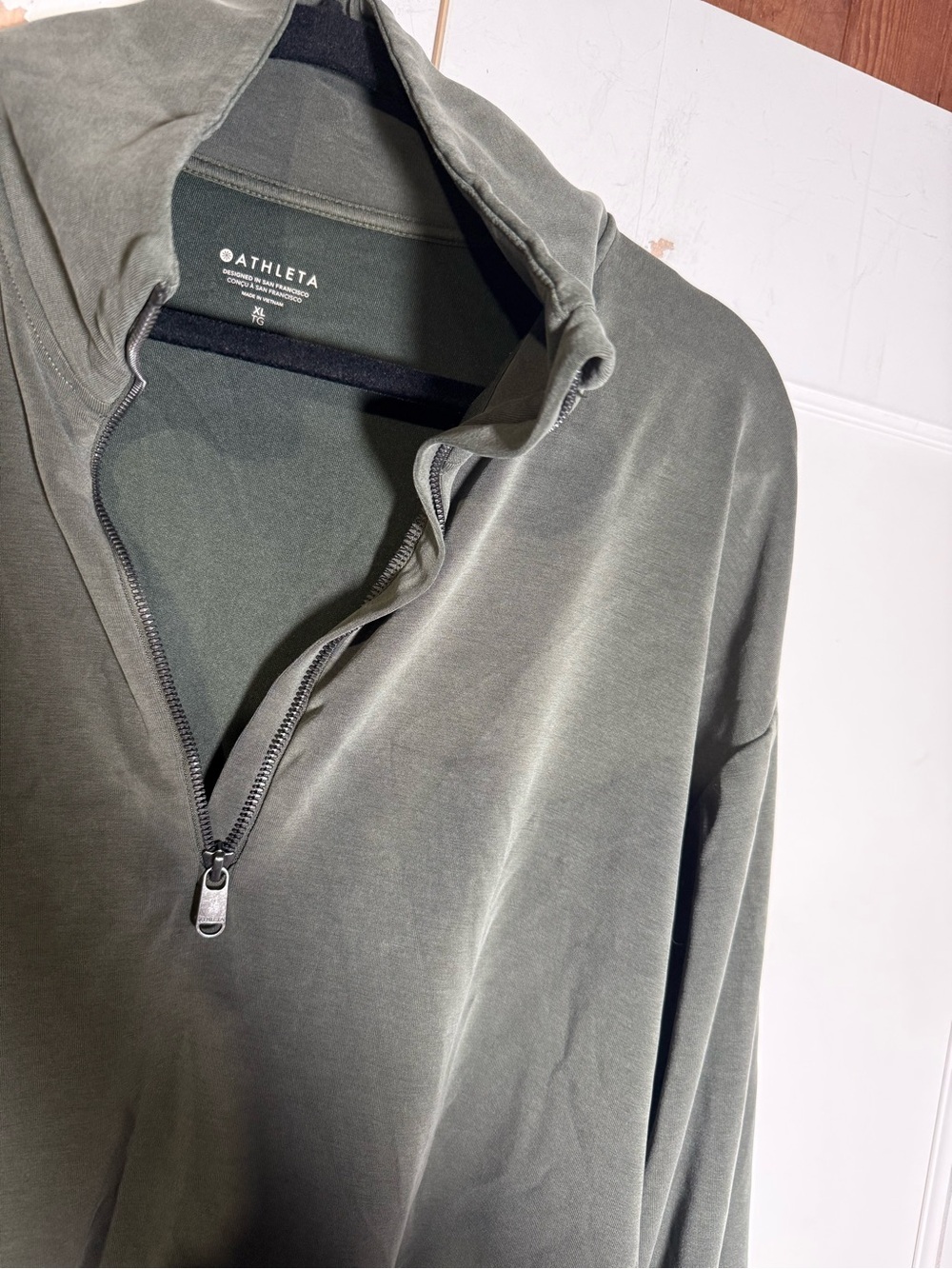 Athleta Seasoft Quarter Zip Sweatshirt Elm Green Size XL Super Soft Pullover - Picture 6 of 9